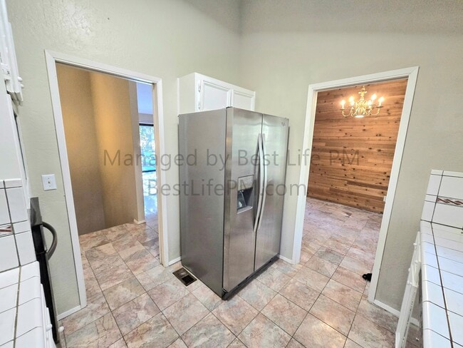 Building Photo - 9 Mountain Cir