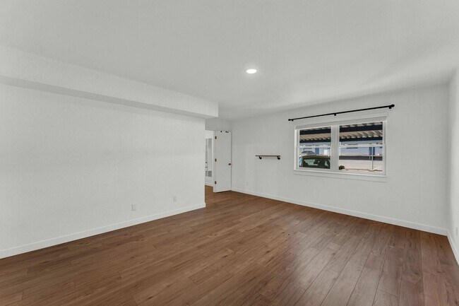 Building Photo - Spacious Poolside Condo!