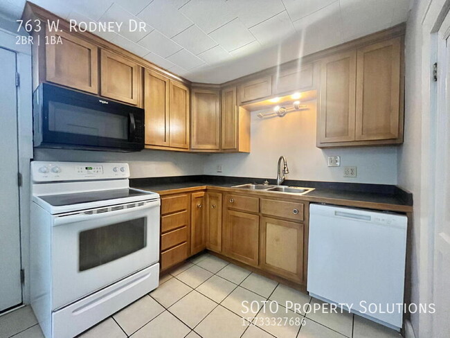 Building Photo - 763 W Rodney Dr