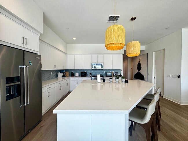 Building Photo - COMING SOON! STUNNING 3 Bedroom/2.5 bathroom in the highly desired Miralon Community!