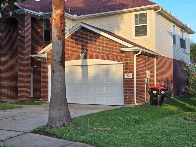 Building Photo - 16203 Dryberry Ct