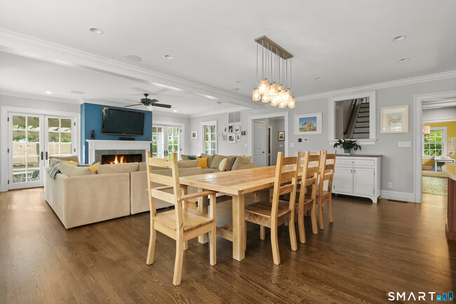 Building Photo - 14 Winslow Ln