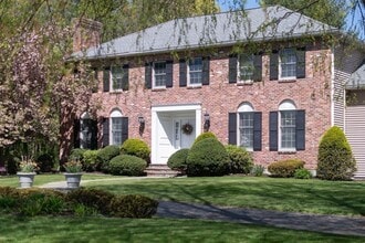 Building Photo - 4 Elliston Rd