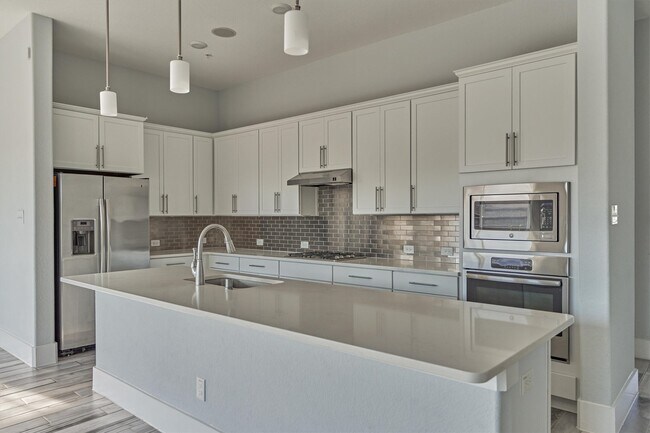 Building Photo - 2113 Solstice Blvd