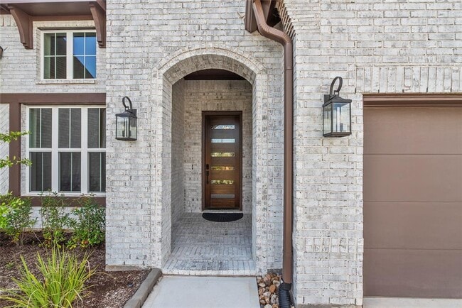 Building Photo - 4225 Hollow Wind Wy