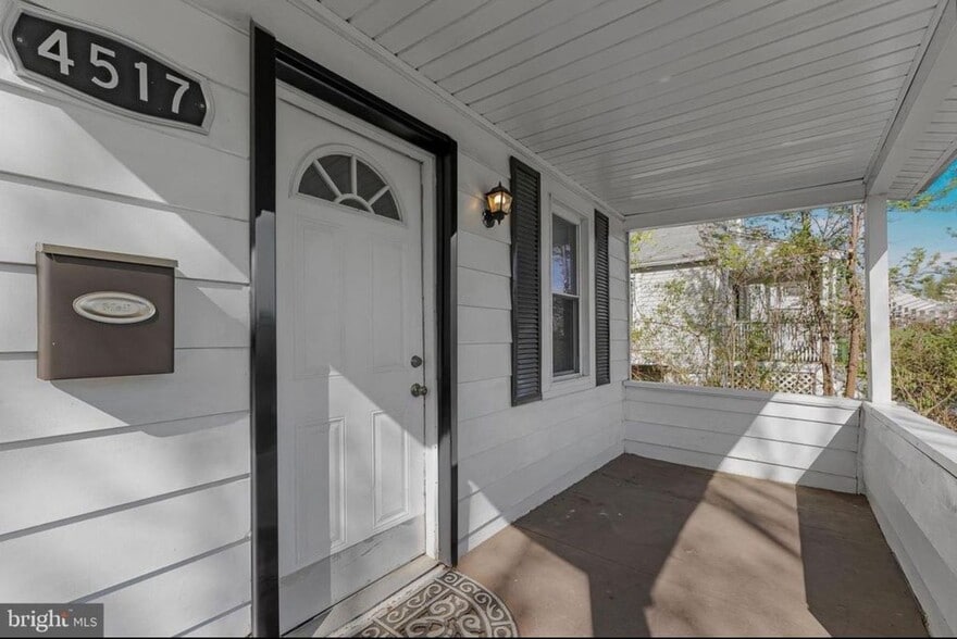 Building Photo - 4513 Woodlea Ave