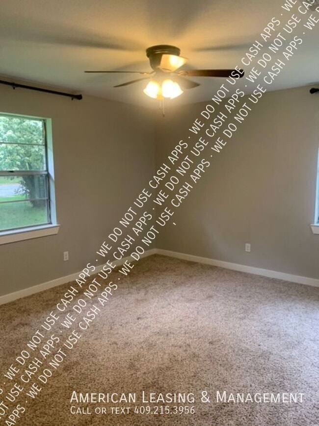 Building Photo - 109 Frankens St