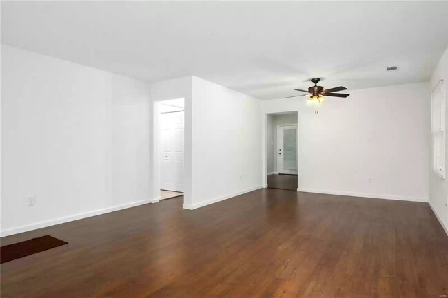 dining area - 1108 Cobblestone Dr