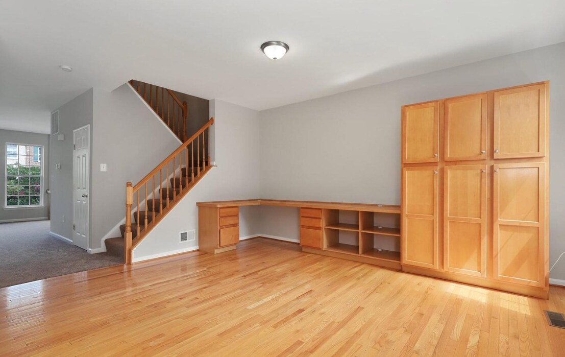 Building Photo - 1110 Posey Ln