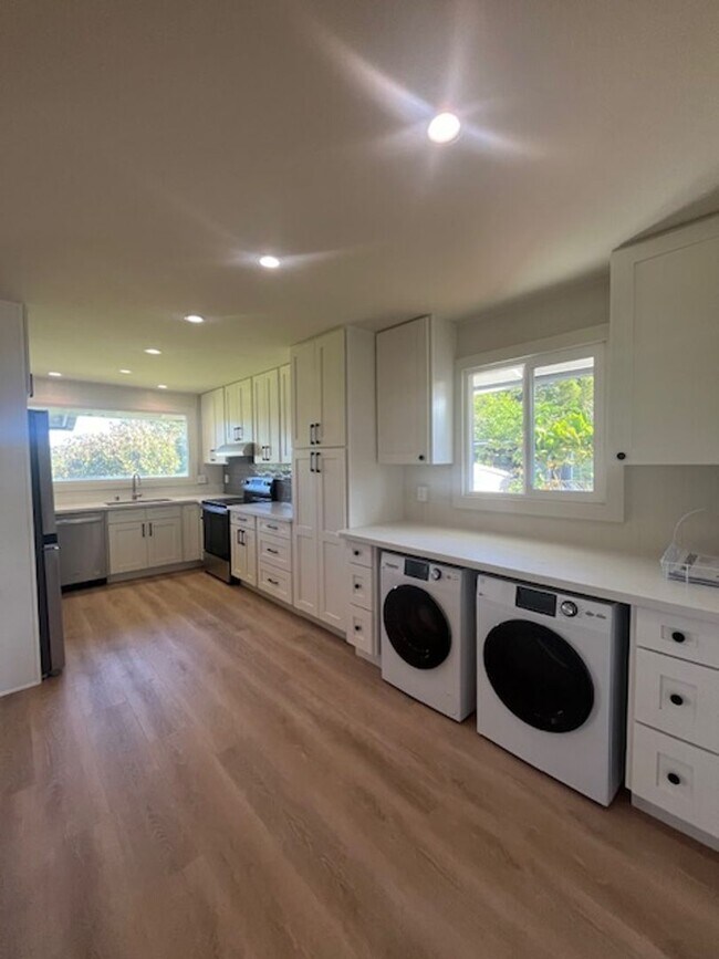 Primary Photo - Stunning Newly Renovated Rim Lot in Wahiaw...