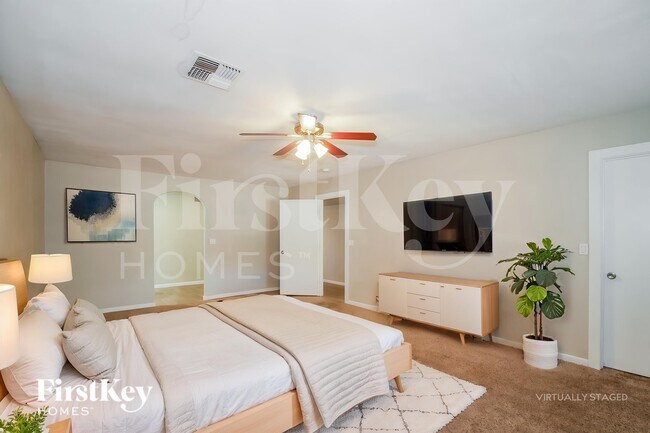 Building Photo - 14838 N 38th St