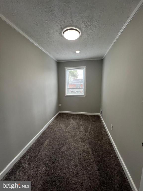 Building Photo - 7817 St Boniface Ln