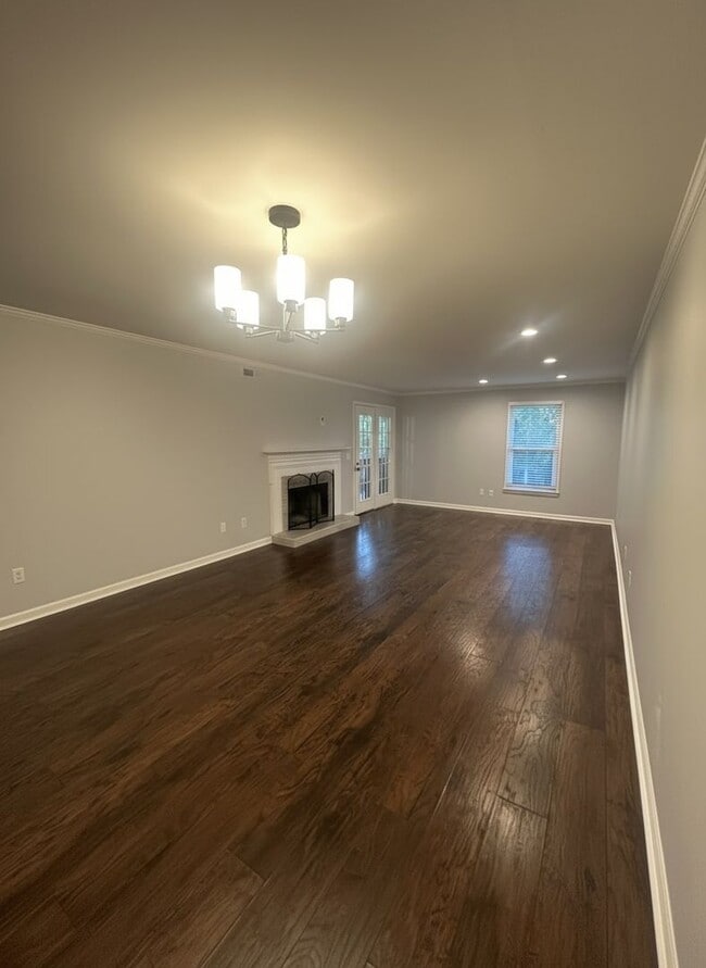 Building Photo - 207 Westfield Dr