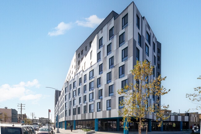 Building Photo - Beach 21st