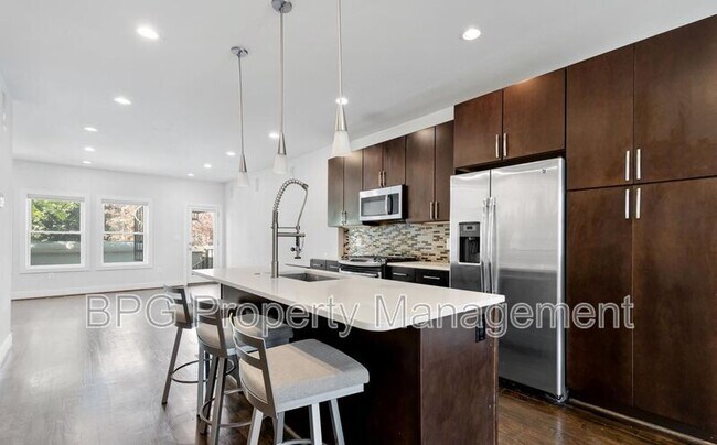 Building Photo - 4122 5th St NW