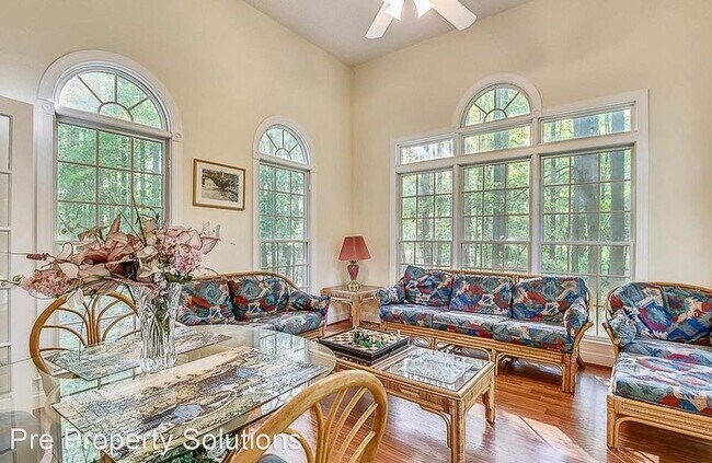 Building Photo - 5 br, 4 bath House - 3416 Burgh Lane