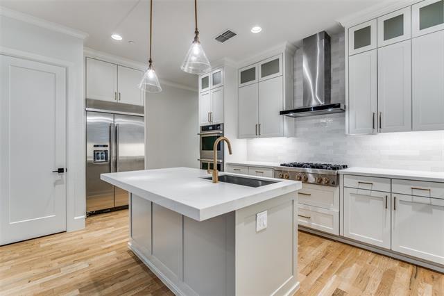 Building Photo - 4336 Emerson Ave