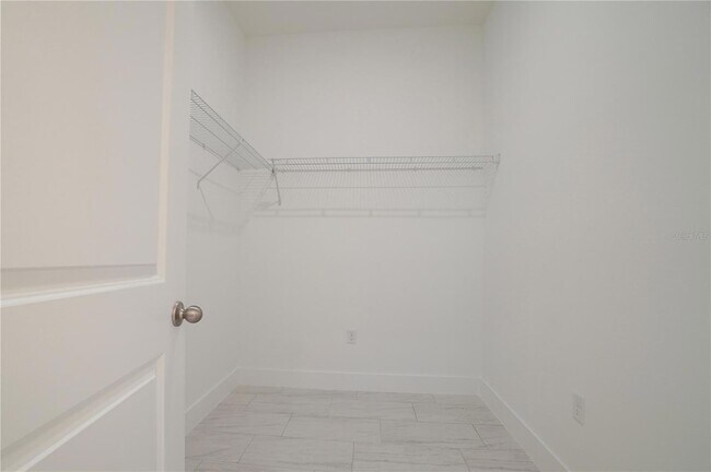 Building Photo - 52 Brig Cir E