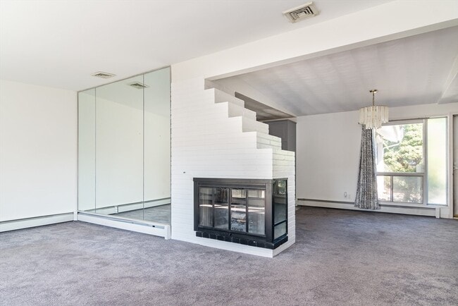 Building Photo - 14 Rosslare Rd