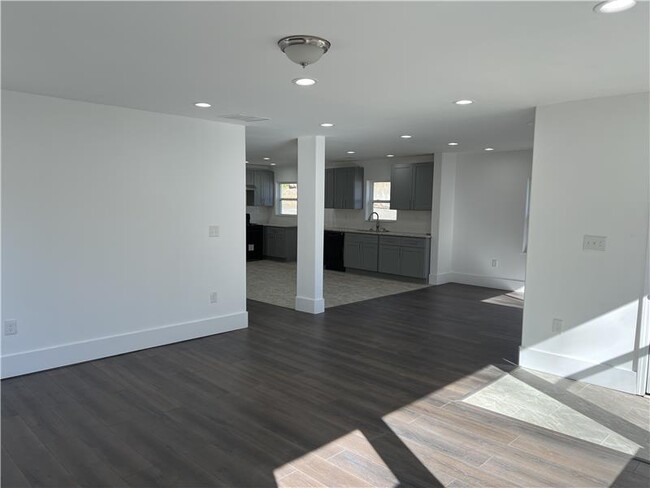 Building Photo - 76 Rockmart Dr NW