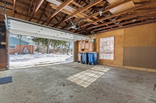 Building Photo - 1510 Barnard Rd