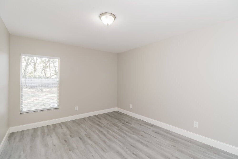 Building Photo - 10324 Ashley Oaks Dr