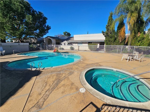 Building Photo - 7001 Church St