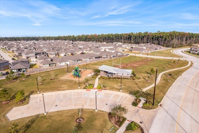 Building Photo - 24210 Sandstone Valley Ln