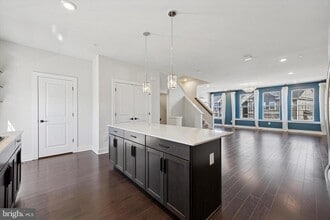 Building Photo - 138 Livingston Ln