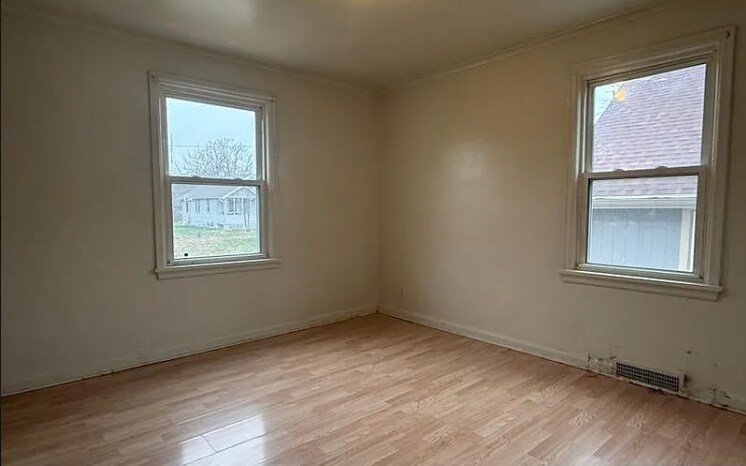 Building Photo - 5805 N 28th Ave
