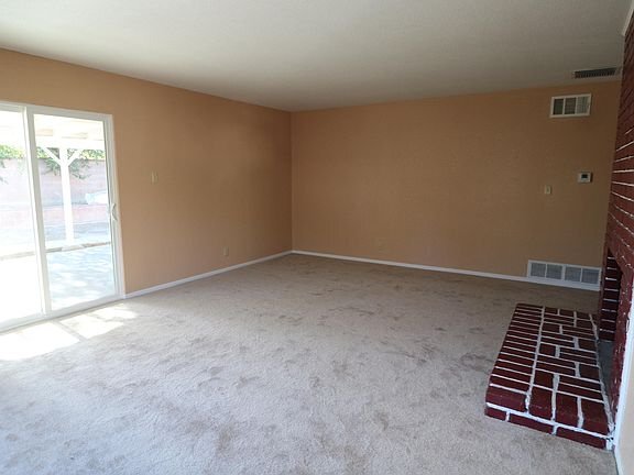 Building Photo - 44515 Stanridge Ave