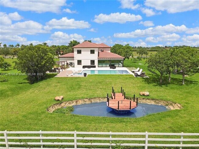 Building Photo - 34850 SW 218th Ave