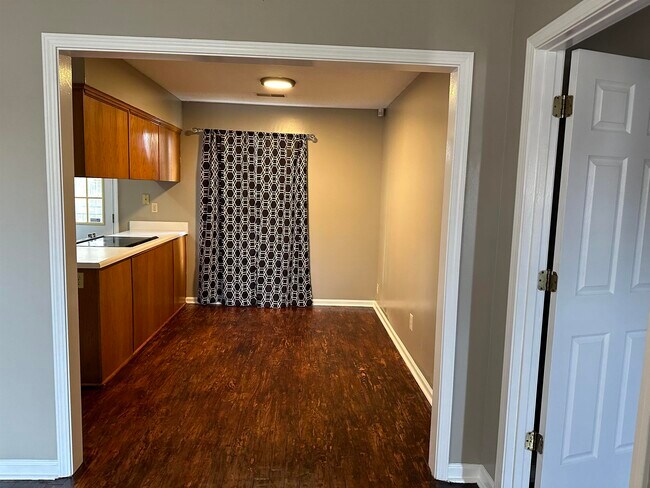 Building Photo - 2545 Turnage Valley Dr