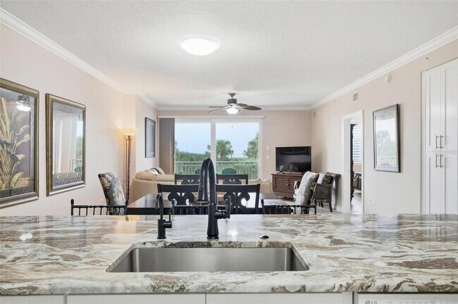 Building Photo - 60 Surfview Dr