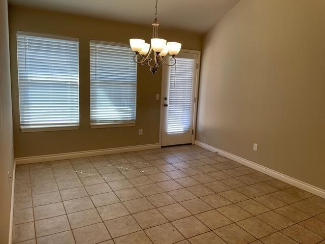 Building Photo - 2701 Fawn Lily Rd