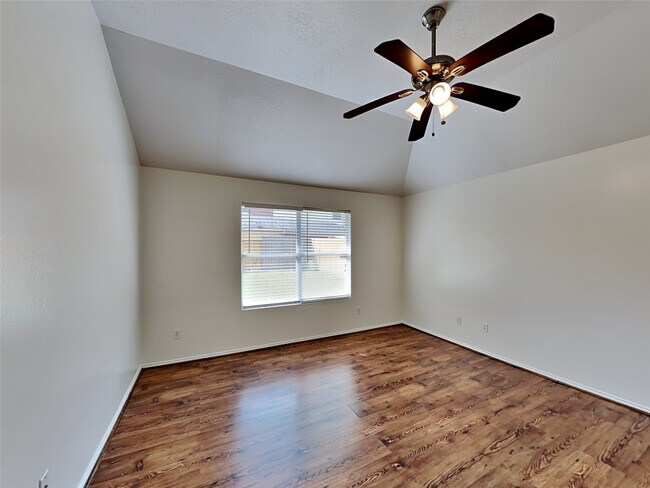 Building Photo - 11919 Lois Ln Dr