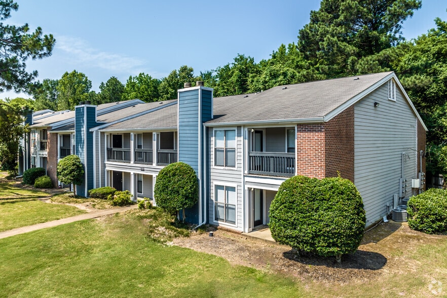 Primary Photo - The Meadows Apartments