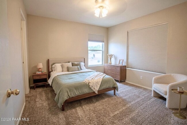 Building Photo - 8478 N Placita De La Manzana