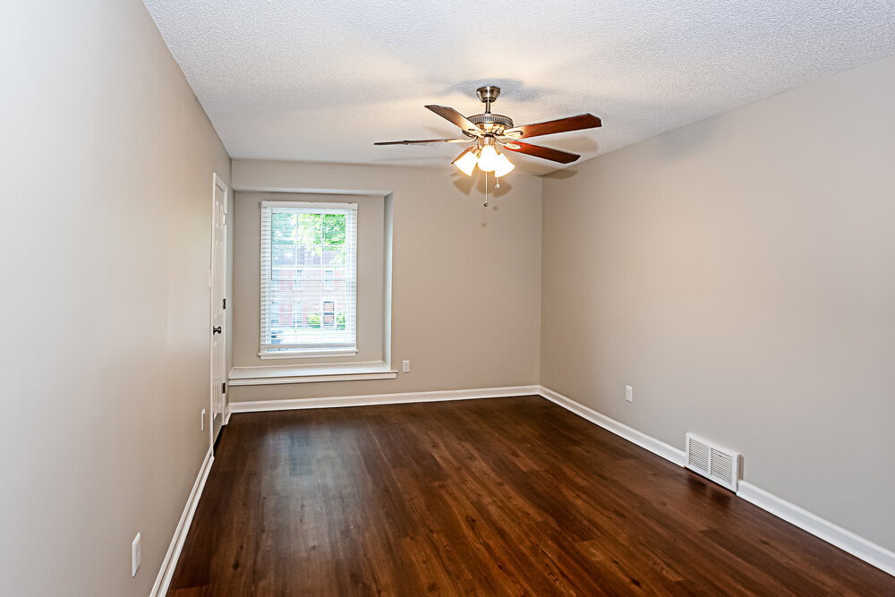 Building Photo - 7375 Ashley Oaks Dr