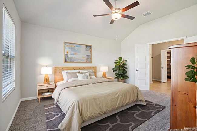 Building Photo - 7019 Vista Lp