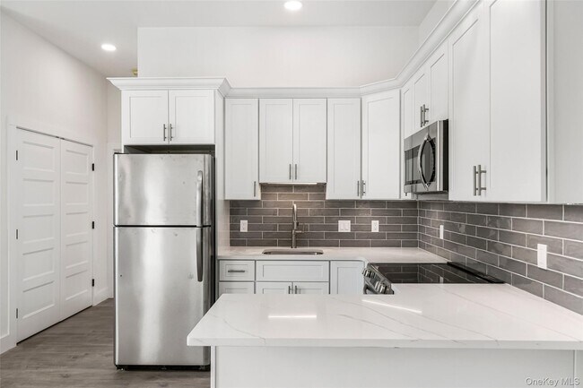 Building Photo - 1083 US-9