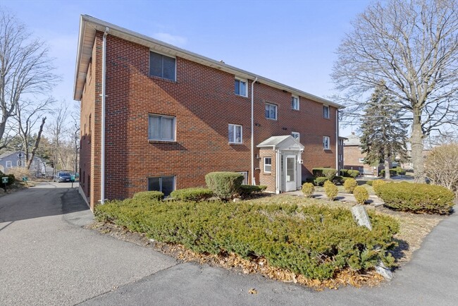 Building Photo - 59 South St