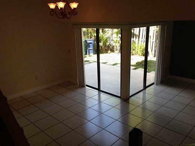 Building Photo - 13299 SW 112th Terrace