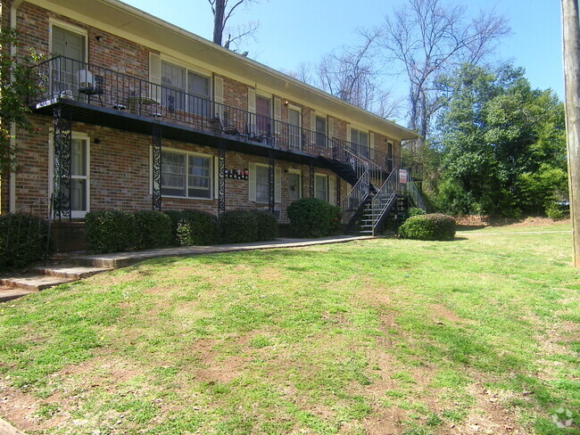 Building Photo - 435 N Church St