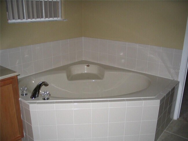 Building Photo - 14442 Huntcliff Park Way