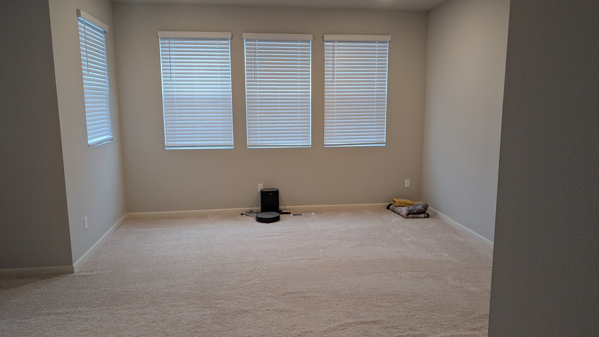 Building Photo - 3923 SE 70th Ave