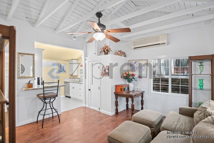 Building Photo - 20830 Panorama Dr