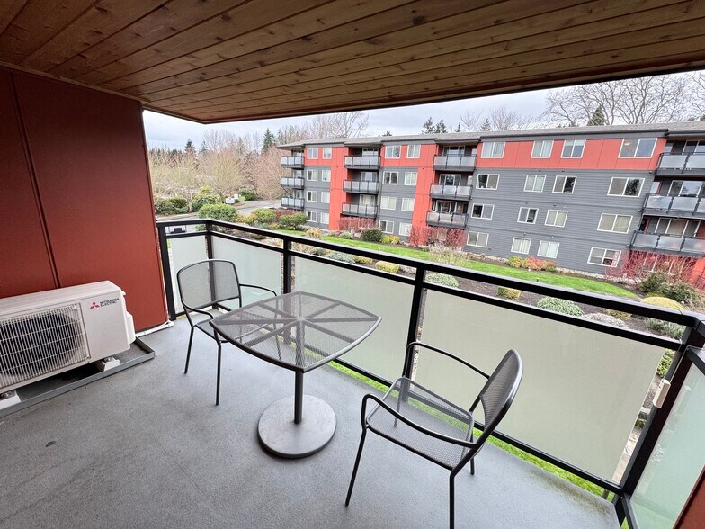 Building Photo - 7001 Sand Point Way NE