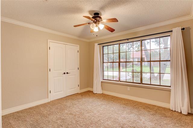 Building Photo - 1403 Meadow Crest Ln