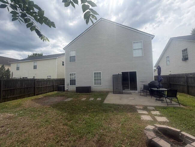 Building Photo - 1755 Polaris Dr